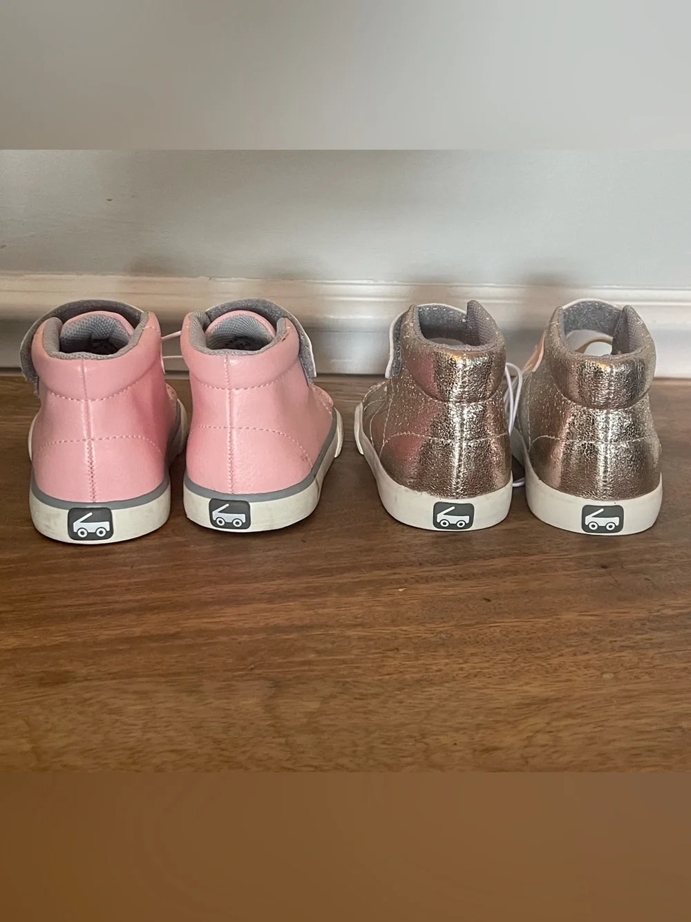 See Kai Run High-Top Sneakers Bundle - Size 5